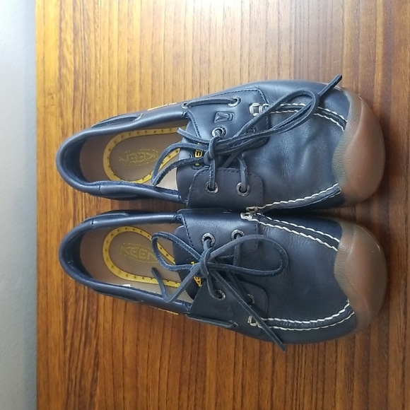 keen women's loafers